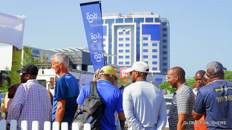 Mamia Ya Wakimbiaji Tigo ‘Kili Marathon’ Dar Wafurika Mlimani City Kuchukua Namba Na Vifaa Vya Kukimbilia - Global Publishers