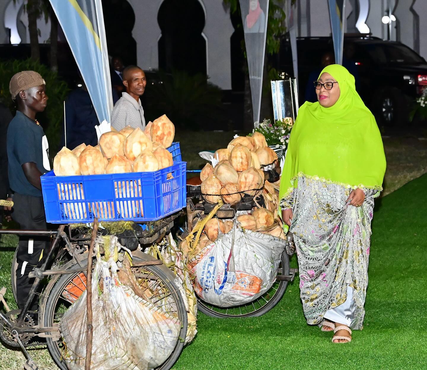 Rais Samia Afuturisha Viongozi Pamoja Na Makundi Mbalimbali Ikulu Jijini Dar - Global Publishers