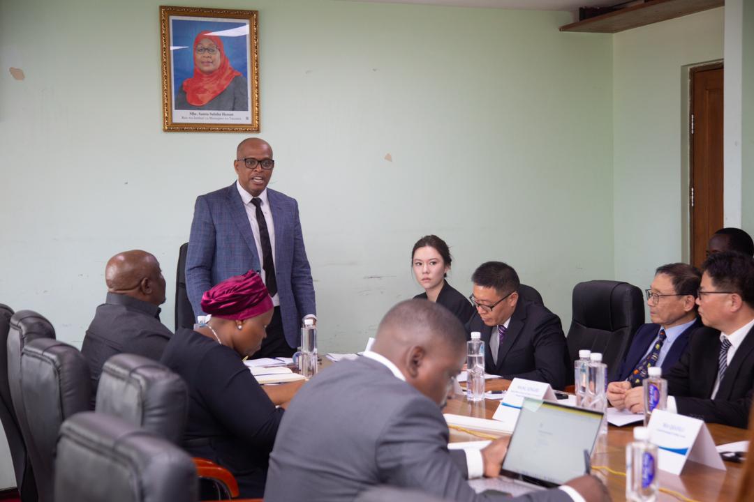 Wizara Ya Viwanda Na Biashara Yafanya Mazungumzo Na Wawekezaji Kutoka China - Global Publishers