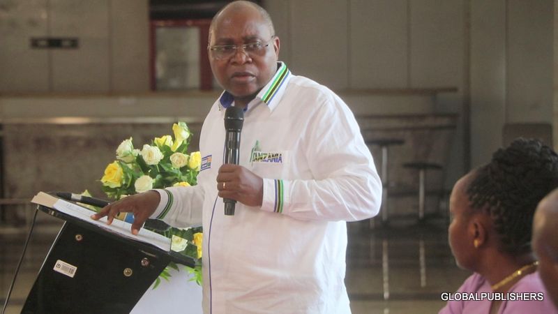 Waziri Dk. Ndumbaro Awaagiza Wasanii Kujiunga Na Mfuko Wa Hifadhi Ya Jamii Ili Waje ‘Kukokotoa’ Mafao - Global Publishers