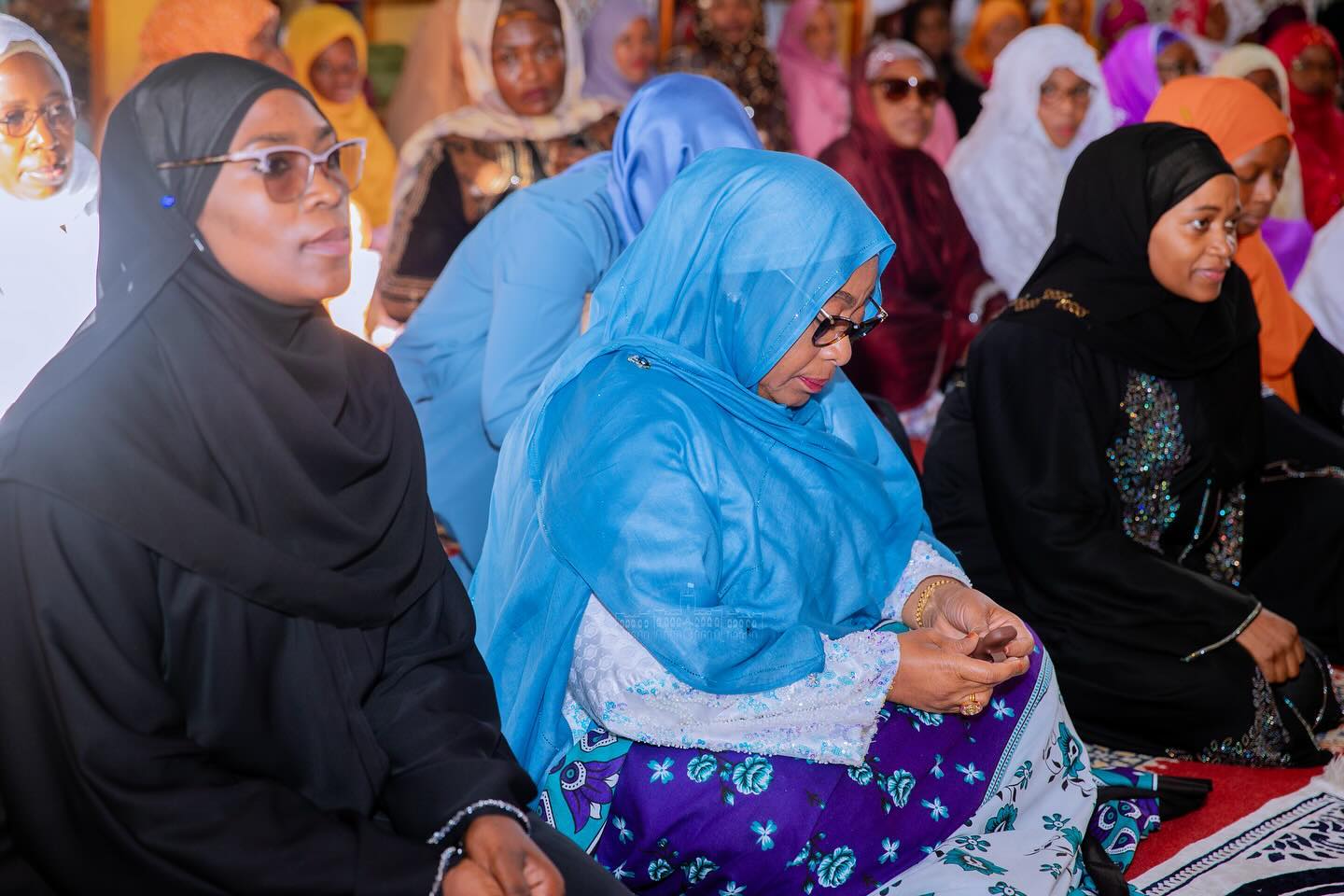 Rais Samia Ashiriki ibada ya Eid El Fitri katika Msikiti Mkuu wa Bakwata - Global Publishers