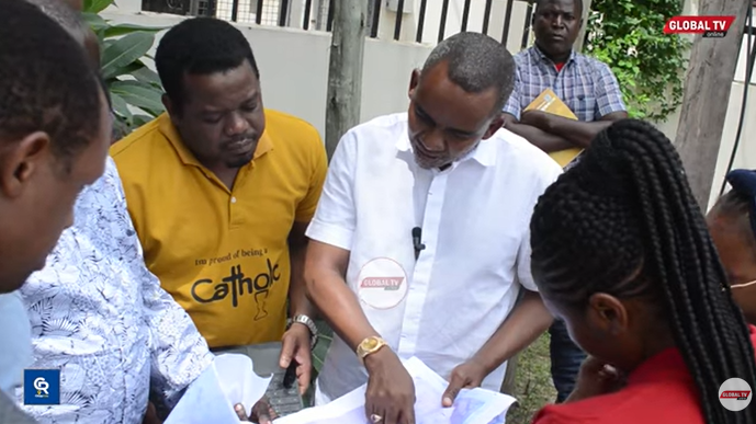 Waziri Silaa Afika Gerezani Kutatua Mgogoro Wa Mipaka- ”Rais Samia Amenituma Niwahudumie Wananchi” -Video - Global Publishers