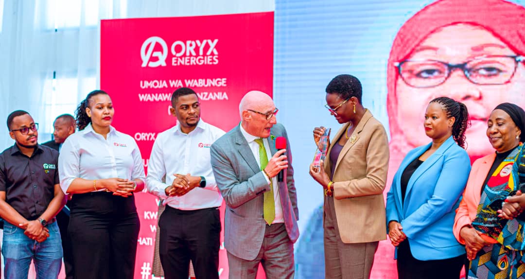 Wabunge Wanawake Na Kampuni Ya Oryx Gas Watoa Tuzo Kwa Rais Dk.Samia Kwa Kutambua Mchango Wake - Global Publishers
