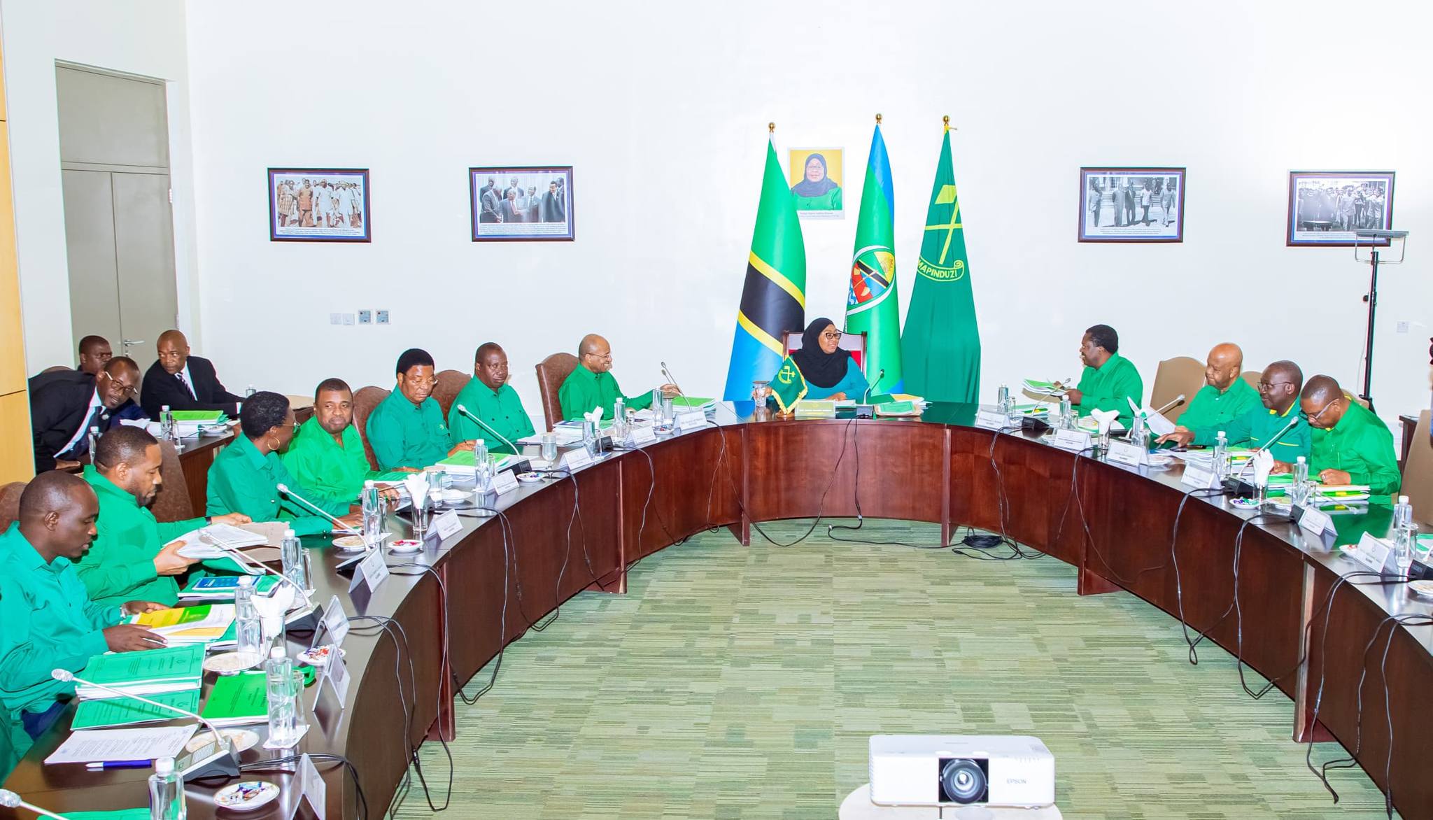 Rais Samia Aongoza Kikao cha Kamati Kuu ya Halmashauri Kuu ya CCM Taifa (NEC) - Global Publishers