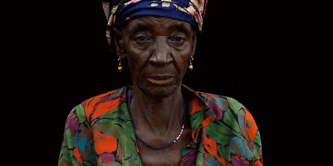 Jinsi Nilivyomnasa Mama Mkwe Akiweka Hirizi Kwenye Chumba Ninacholala na Mke Wangu - Global Publishers