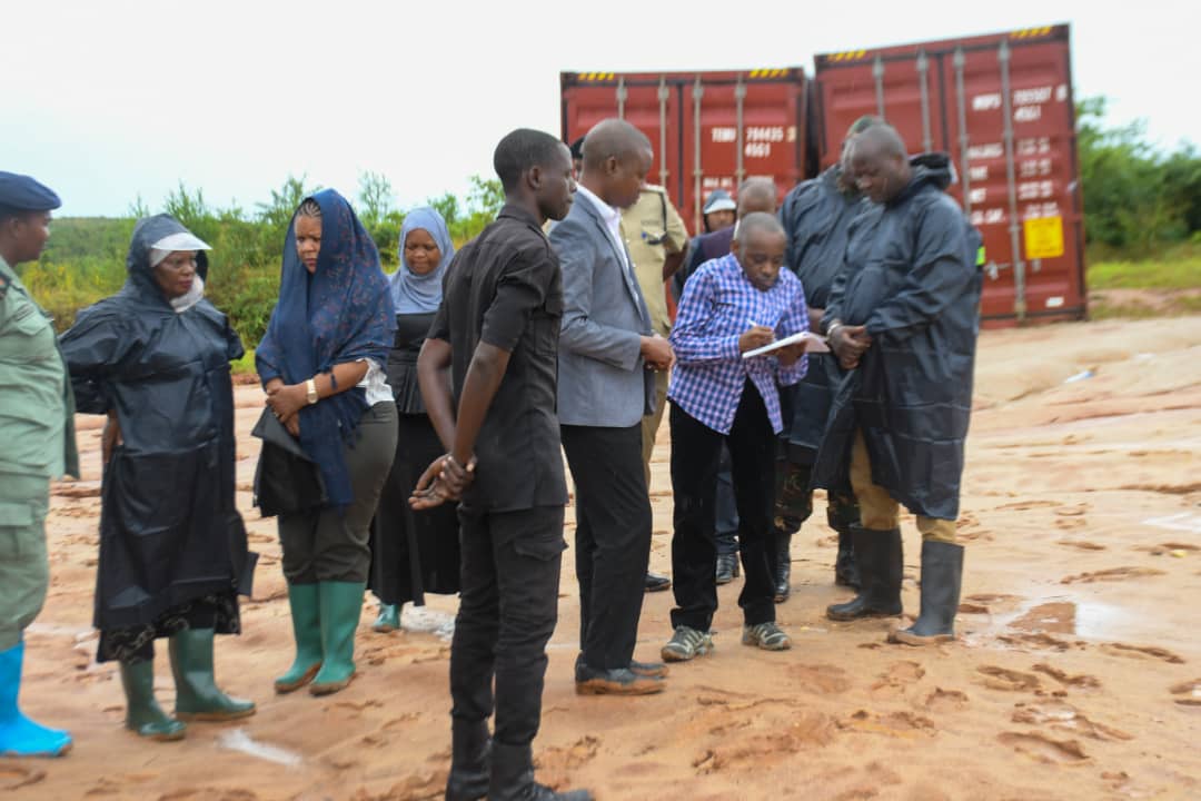 DC Magoti Aingia Site, Atembelea Mradi wa Uwekezaji - Global Publishers