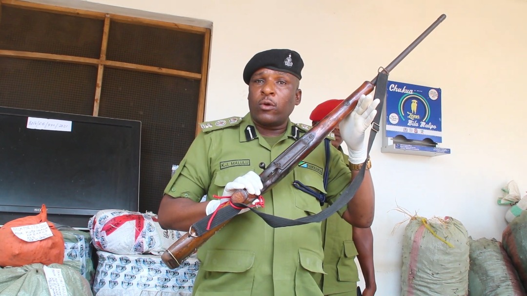 Polisi Yapiga marufu matumizi ya silaha aina ya gobore kwenye shuguli za ulinzi - Global Publishers
