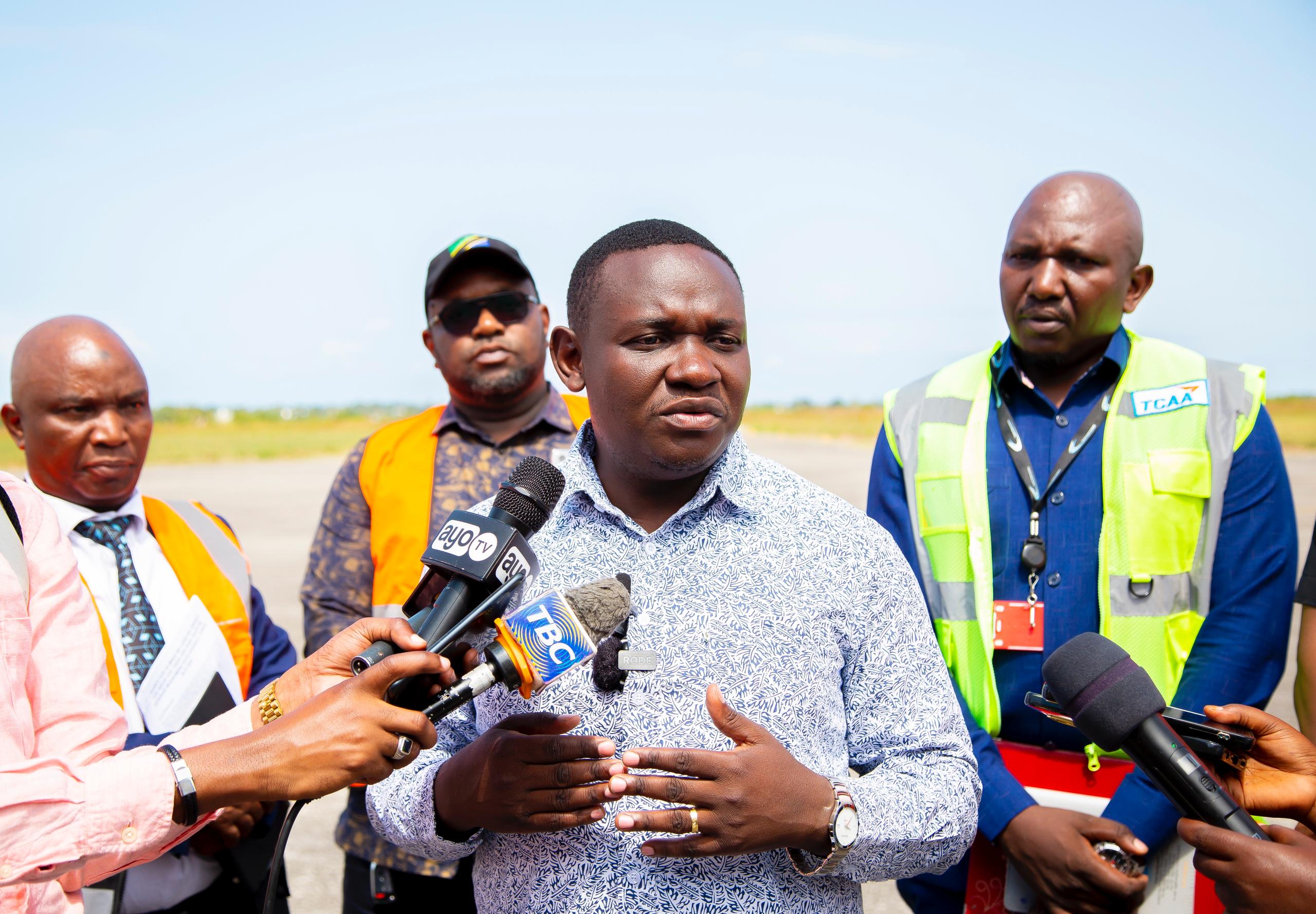 Naibu Waziri wa Uchukuzi Awataka Sekta Binafsi Kununua ndege - Global Publishers