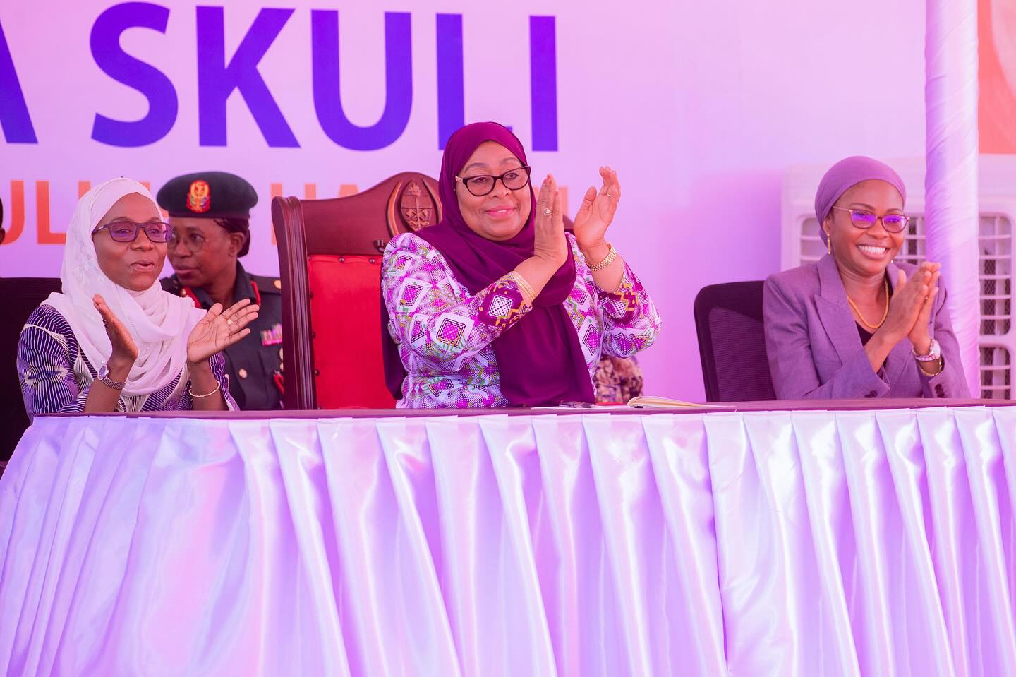 Rais Dkt. Samia Atoa Vyeti Vya Mafunzo Uwanja Wa Mwehe Makunduchi Zanzibar (Picha +Video) - Global Publishers