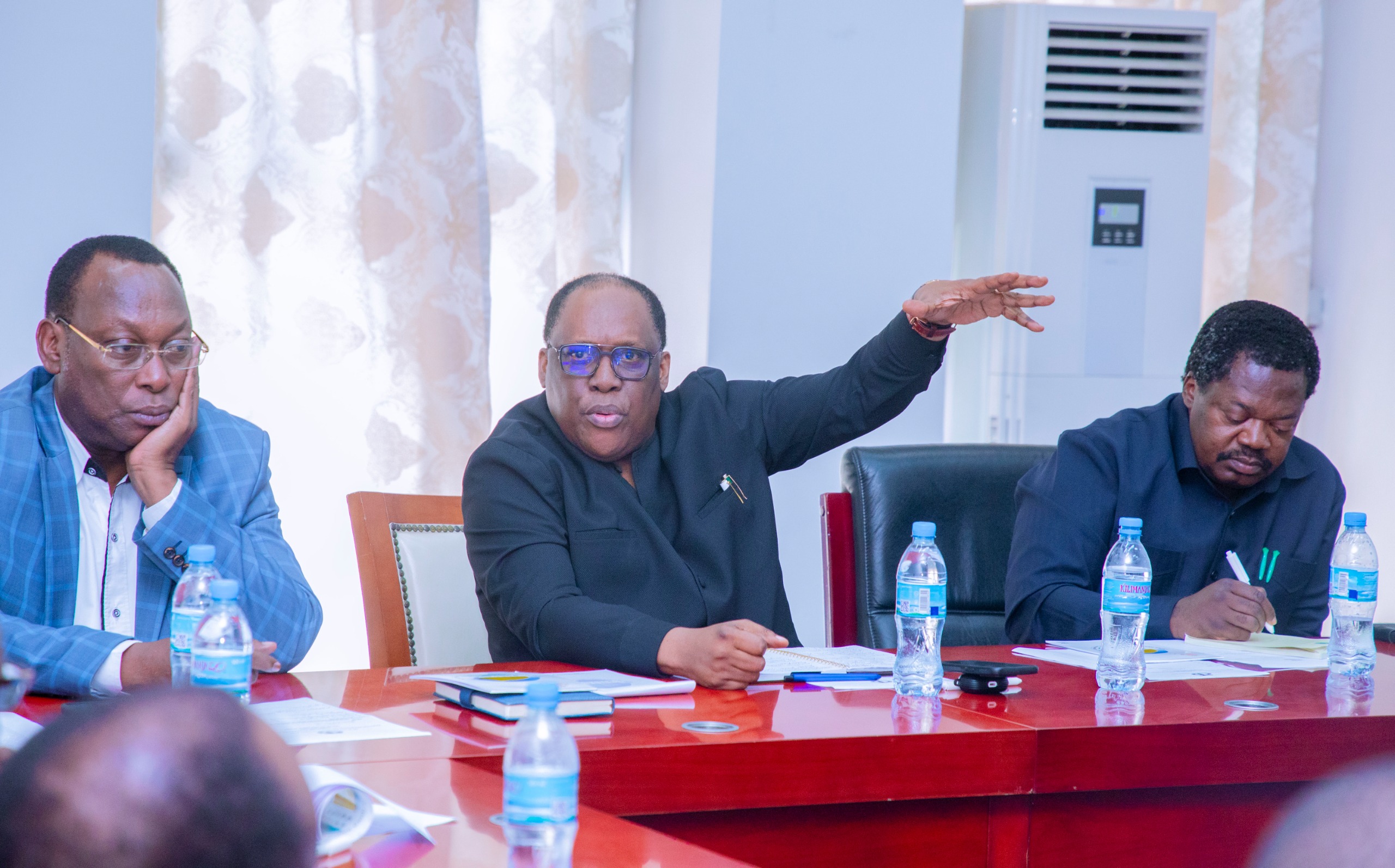 Msajili wa Vyama vya Siasa nchini Aongoza Kikao cha Mashauriano cha Vyama vya Siasa - Global Publishers