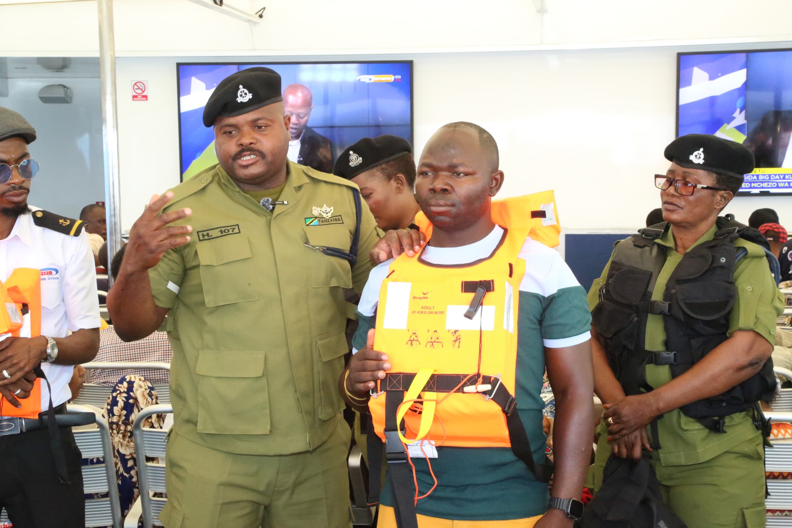 Polisi Wanamaji Watoa Elimu ya Ukatili na Mbinu za Uokozi Katika Ajali za Majini - Global Publishers