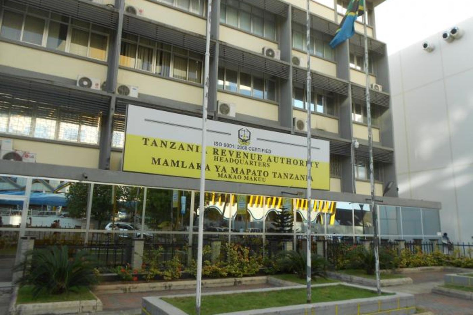 Ofisi za TRA nchi Nzima Kuwa wazi Kuwahudumia Walipakodi siku ya Kesho - Global Publishers