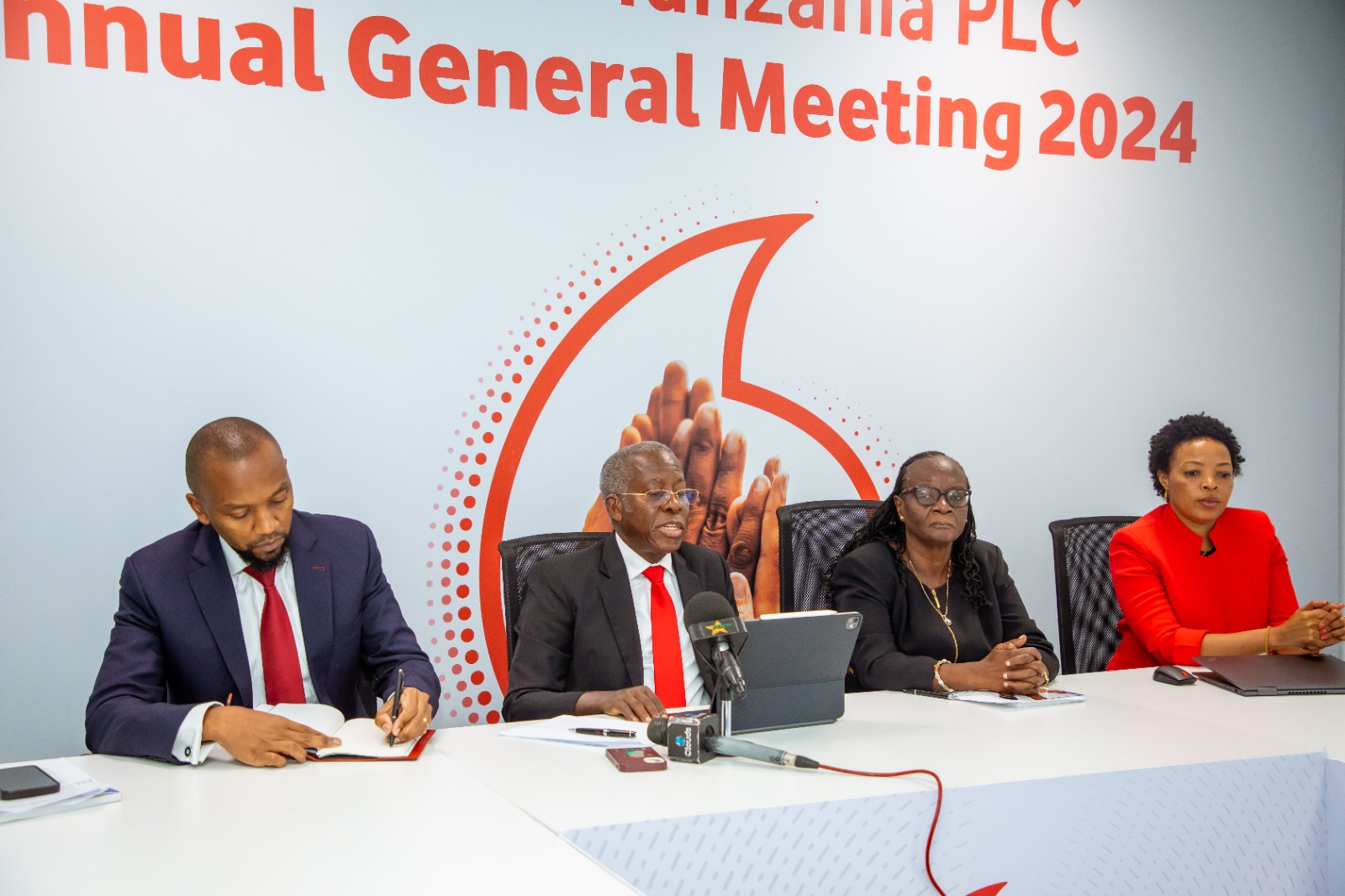 Vodacom Yaendelea Kuongoza Soko, Yawekeza Katika Miundombinu ya Mtandao na Ubunifu - Global Publishers