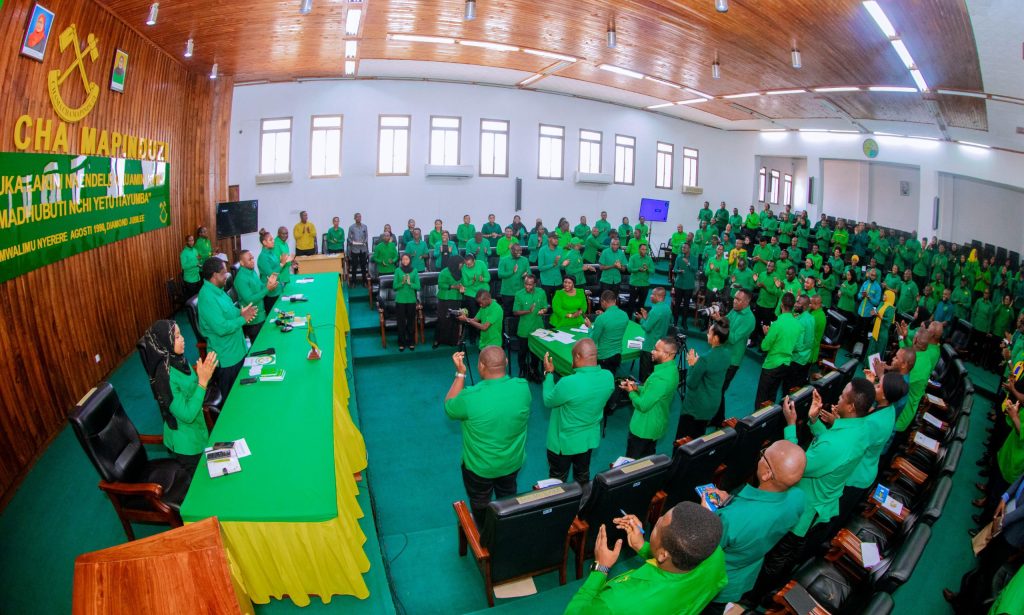 Dkt. Nchimbi Ashiriki Kikao Cha Baraza Kuu la UVCCM - Global Publishers