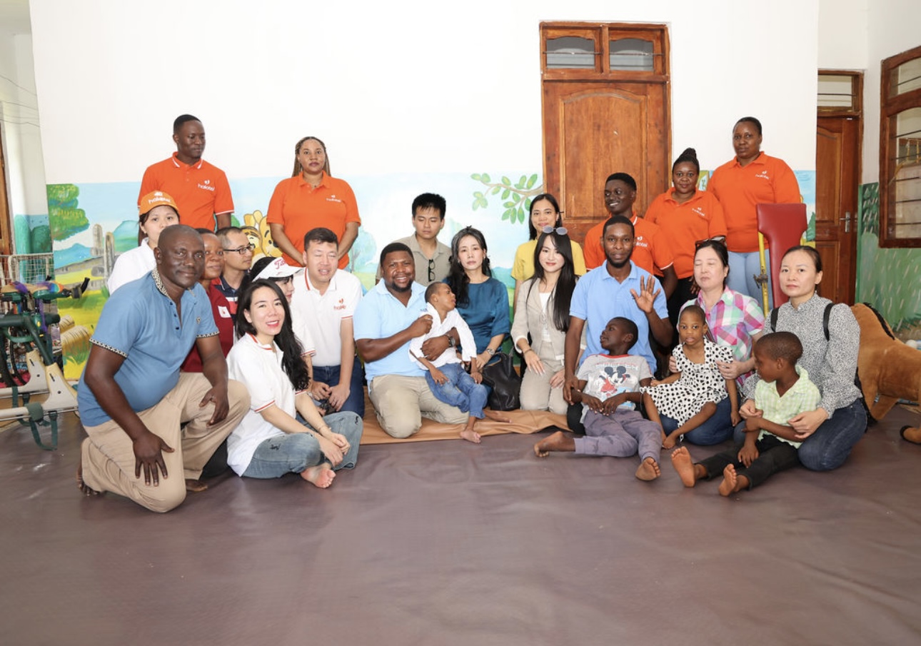 Halotel Yatoa Msaada Katika Kituo cha Watoto Yatima Cha ‘Human Dreams’ - Global Publishers