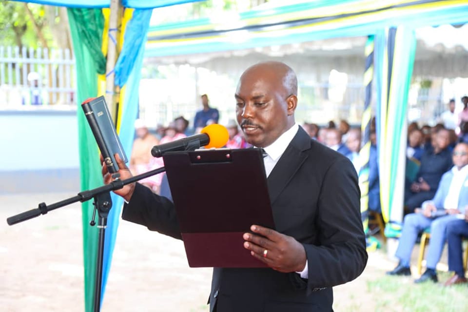 Rais Samia Atengua uteuzi wa Mkuu wa Wilaya ya Longido, Marko Henry Ng’umbi - Global Publishers