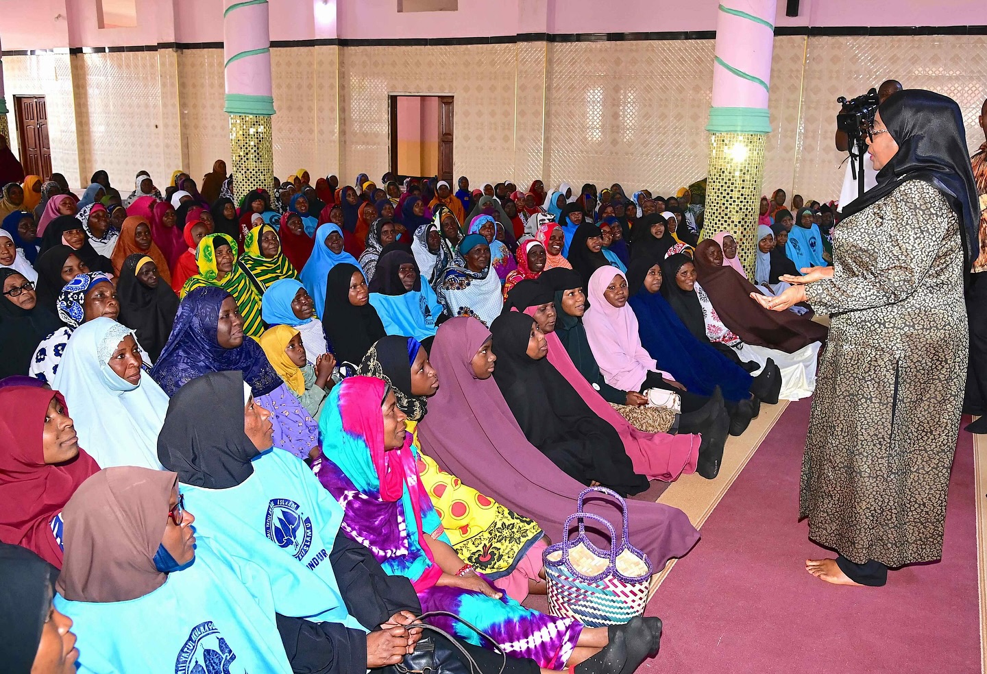 Rais Dkt. Samia Asomewa Dua katika Msikiti Mkuu wa Wilaya ya Tunduru, Ruvuma - Global Publishers
