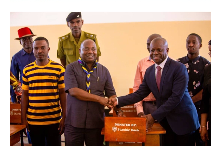 Shule ya Sekondari Kikaro Yapokea Msaada wa Vifaa vya Elimu Kutoka Stanbic Bank - Global Publishers