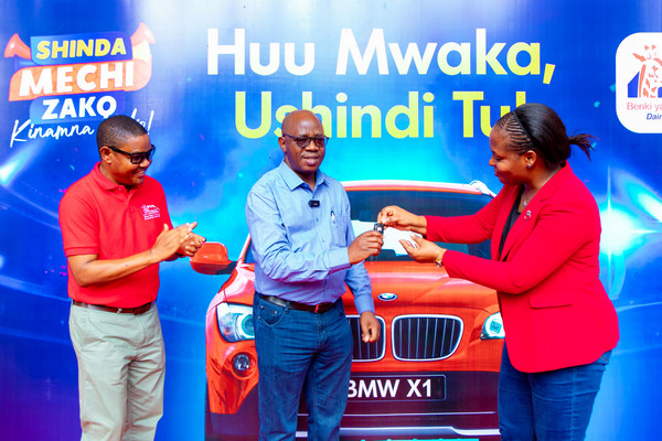 NBC Yakabidhi Zawadi ya Gari BMW X1 Kwa Mshindi kampeni ya ’Shinda mechi zako Kinamna Yako’ - Global Publishers