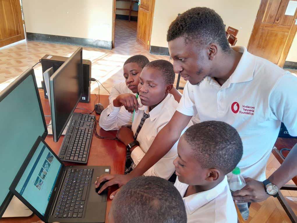 Vodacom Kufungua Fursa za Ajira kwa Vijana Milioni 1 Kupitia Uboreshwaji wa Ujuzi wa Kidijitali Barani Afrika - Global Publishers