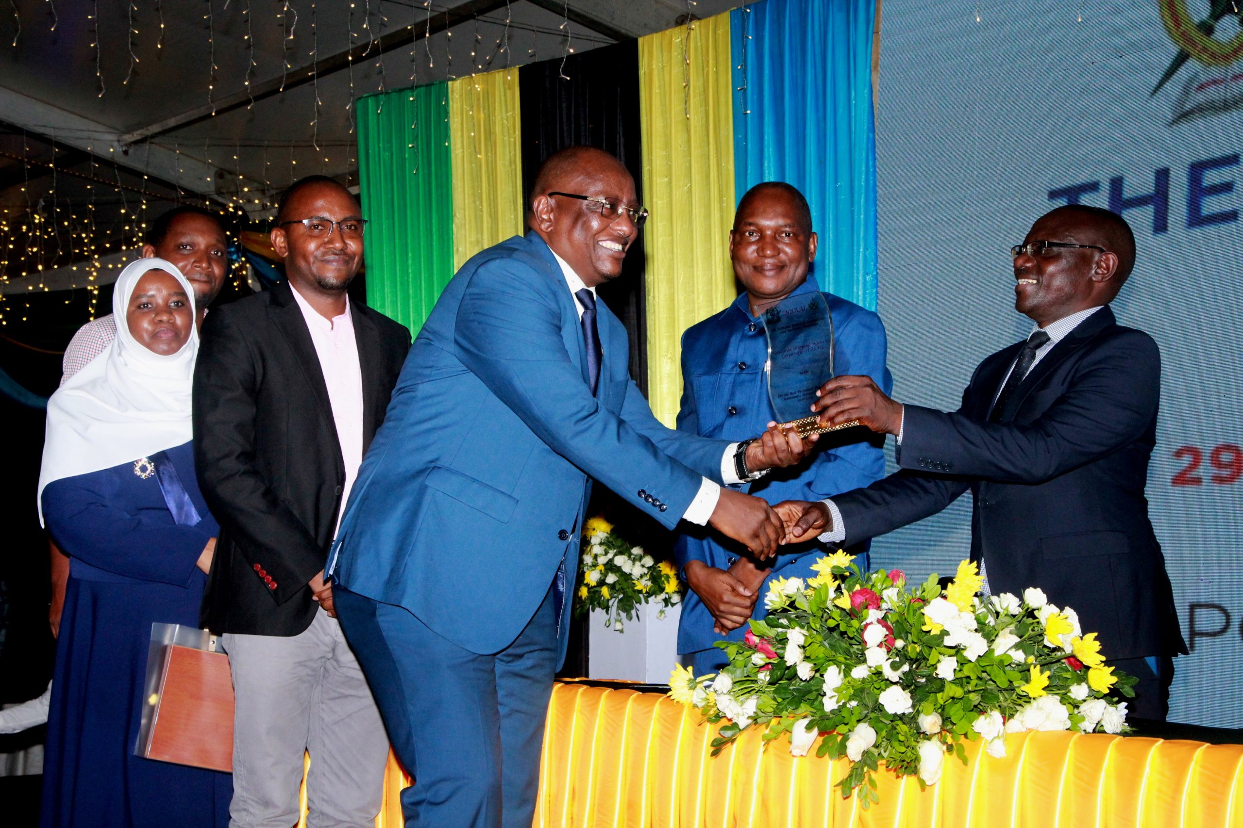 Shirika la Uwakala wa Meli Tanzania TASAC Lang’ara Tuzo za NBAA - Global Publishers