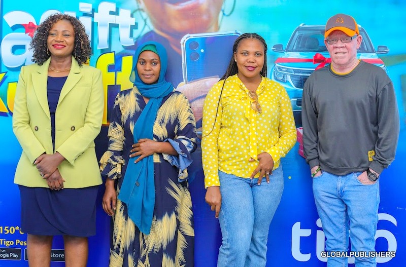 Wananchi Waanza Kunufaika na Magift ya Kugift, Jamaa Aondoka na Mil. 5 - Global Publishers