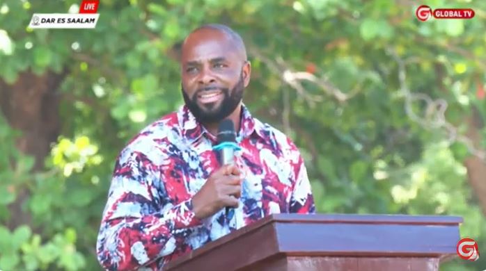 Eric Shigongo Afika Msibani Kumuaga Mwili wa marehemu Grace Mapunda – Video - Global Publishers