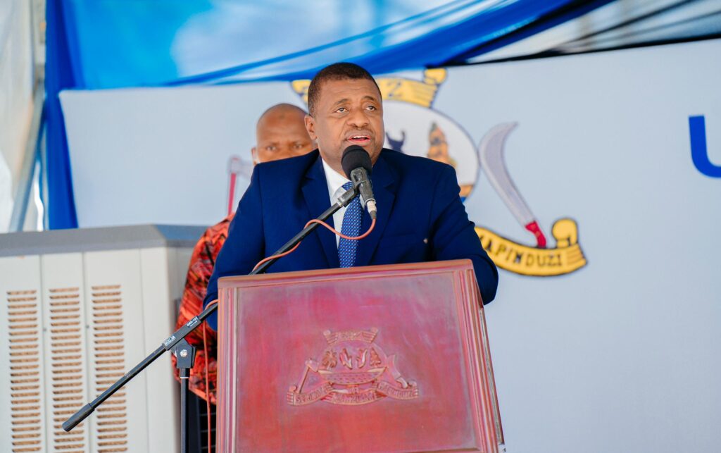 Makamu wa Rais Zanzibar Azindua Tawi la NMB Wete, Apokea Vifaatiba vya Mil. 12/- - Global Publishers