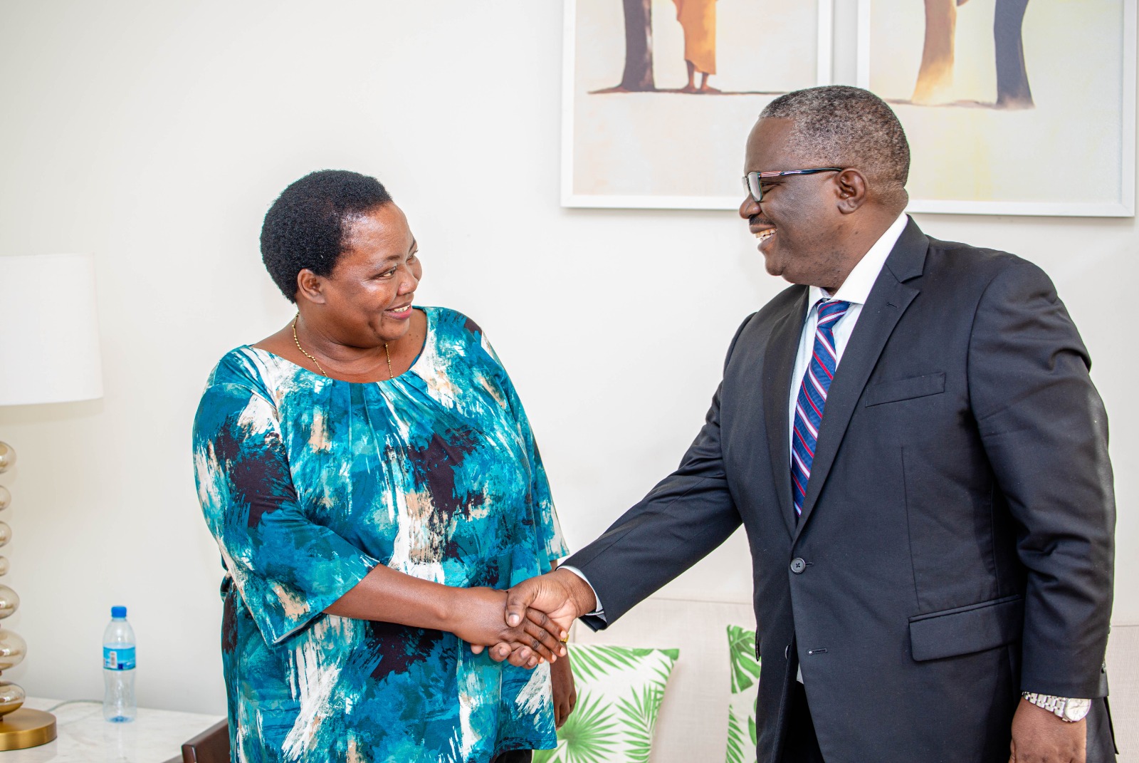 Mkurugenzi Mkuu NSSF Akutana Na Waziri Mkuu Wa Uganda Global Publishers Mkurugenzi Mkuu NSSF Akutana Na Waziri Mkuu Wa Uganda Global Publishers