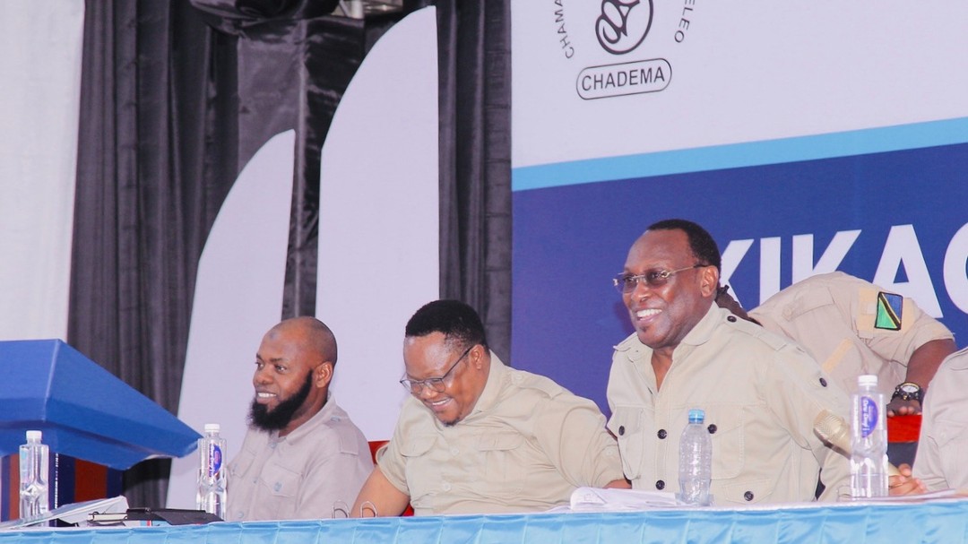 Mbowe na Lissu Wakutana kwenye kikao cha Kamati Kuu Chadema – Picha - Global Publishers