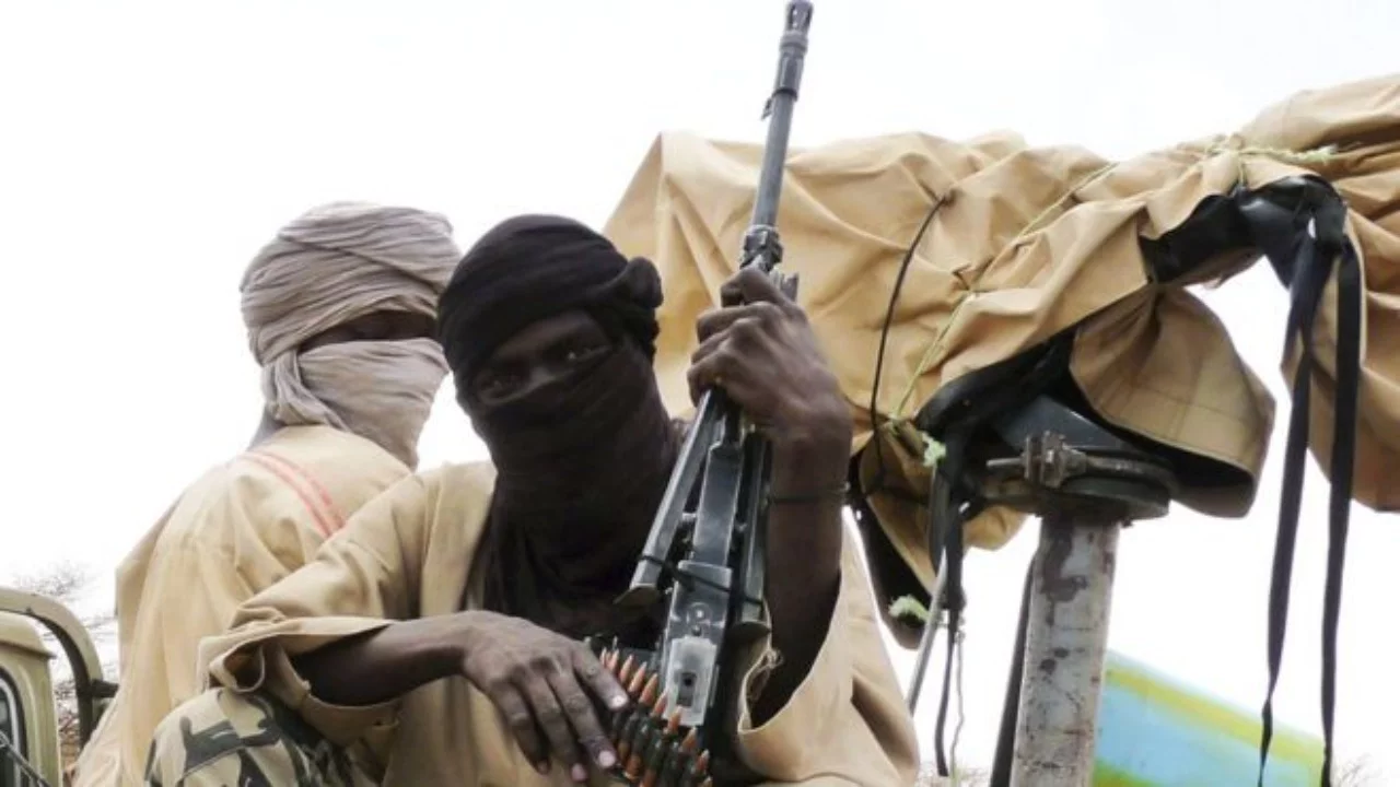 Njia Rahisi ya Kupambana na Majambazi Wanaopora Mali za Watu Kwa Kutumia Nguvu - Global Publishers