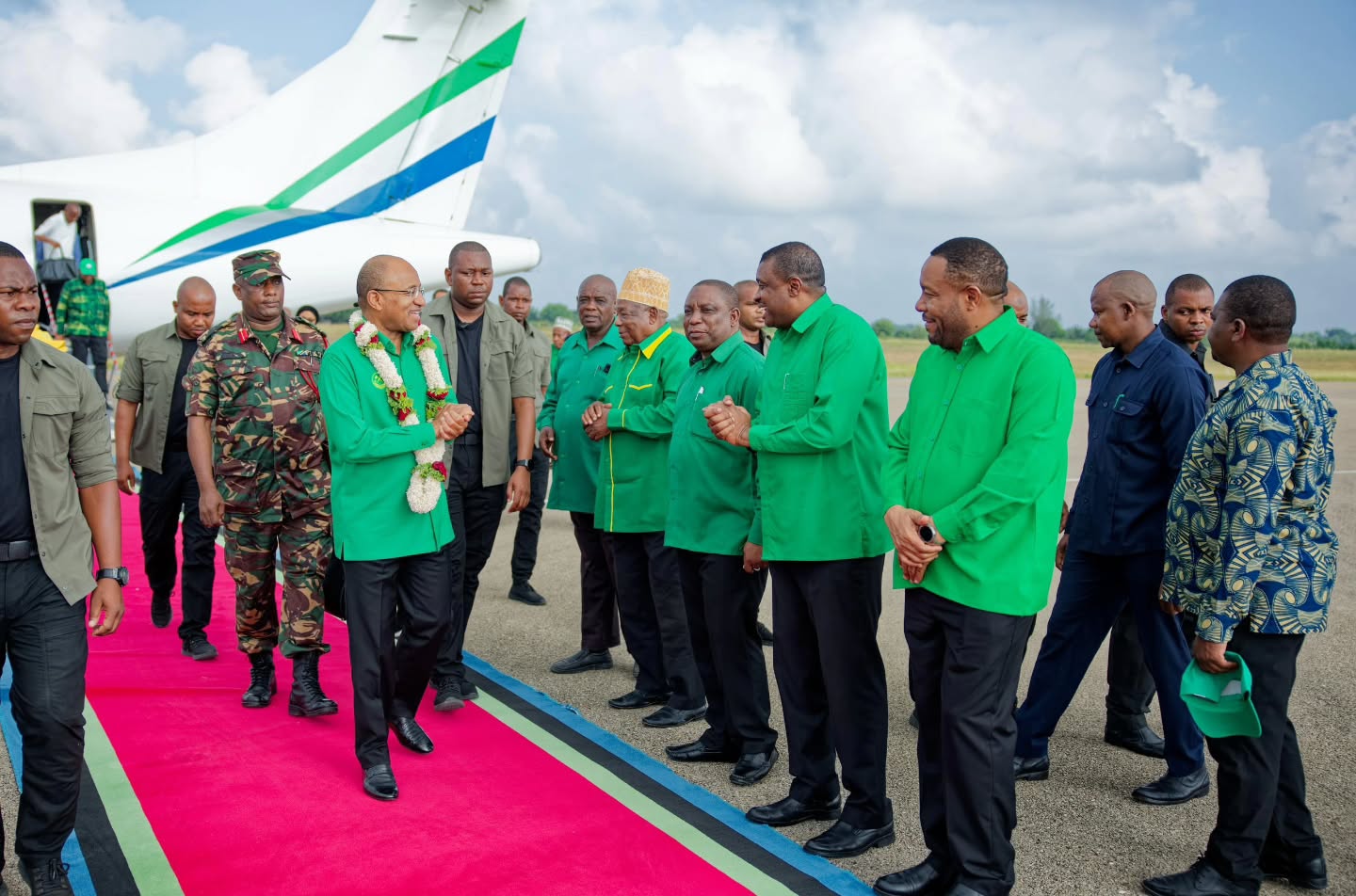 Rais Dk. Mwinyi Apokewa Kwa Kishindo Pemba - Global Publishers