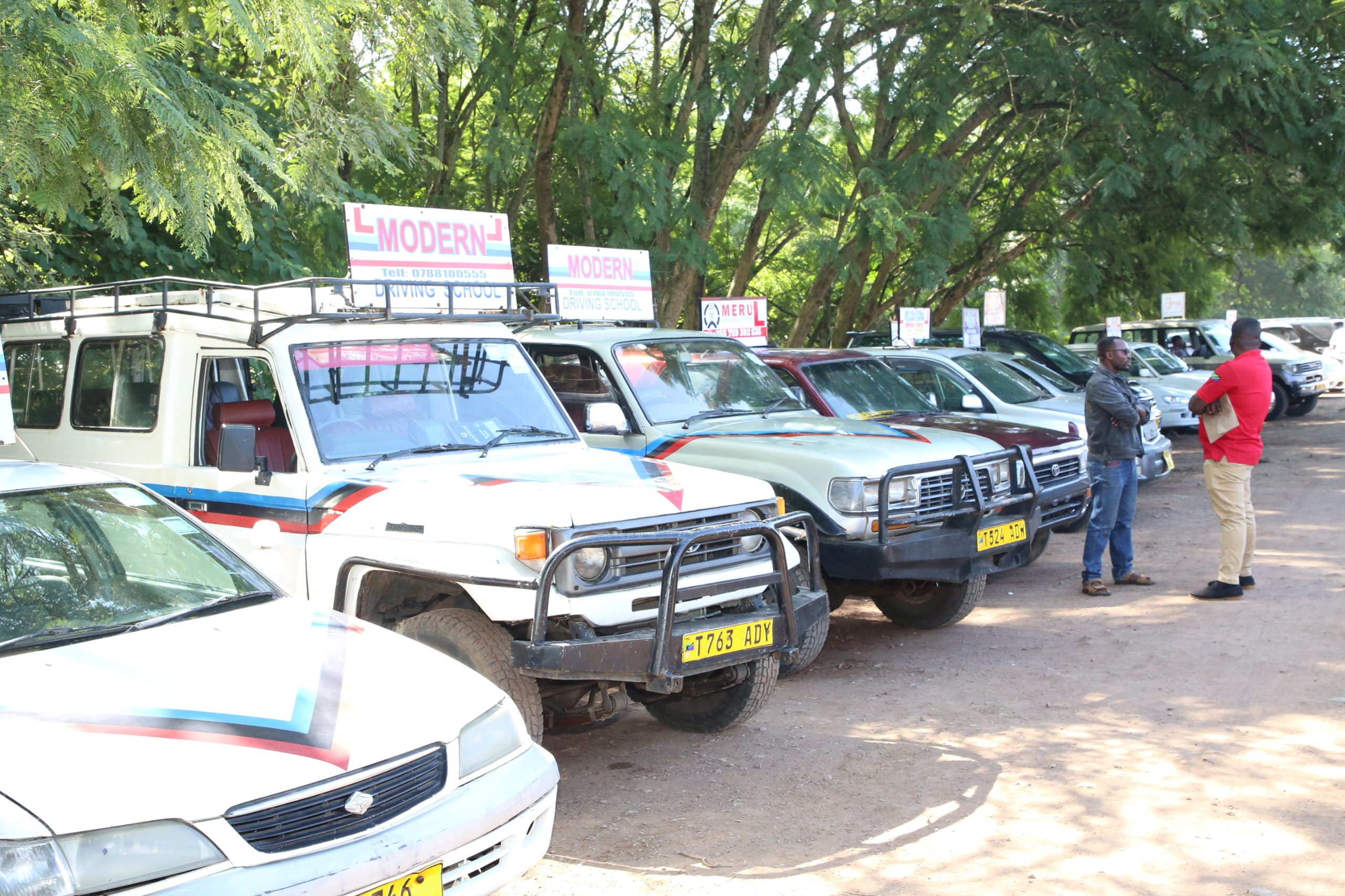 Jeshi La Polisi Lafanya Ukaguzi Magari Ya Shule Za Udereva, Latoa Elimu Mfumo Mpya Wa Leseni. - Global Publishers