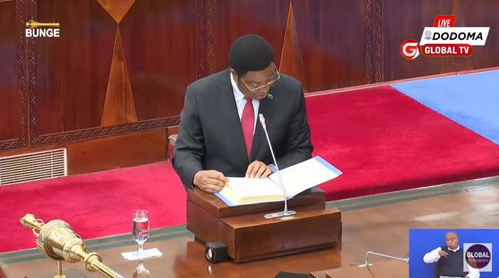 Waziri Mkuu Majaliwa Awasilisha Bajeti Ya Ofisi Ya Waziri Mkuu Na Bunge – Video - Global Publishers