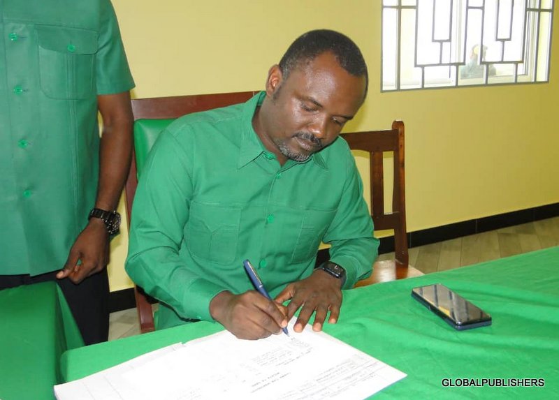 Kada wa CCM Ahadiel Achukua Fomu Kugombea Jimbo la Same Magharibi - Global Publishers