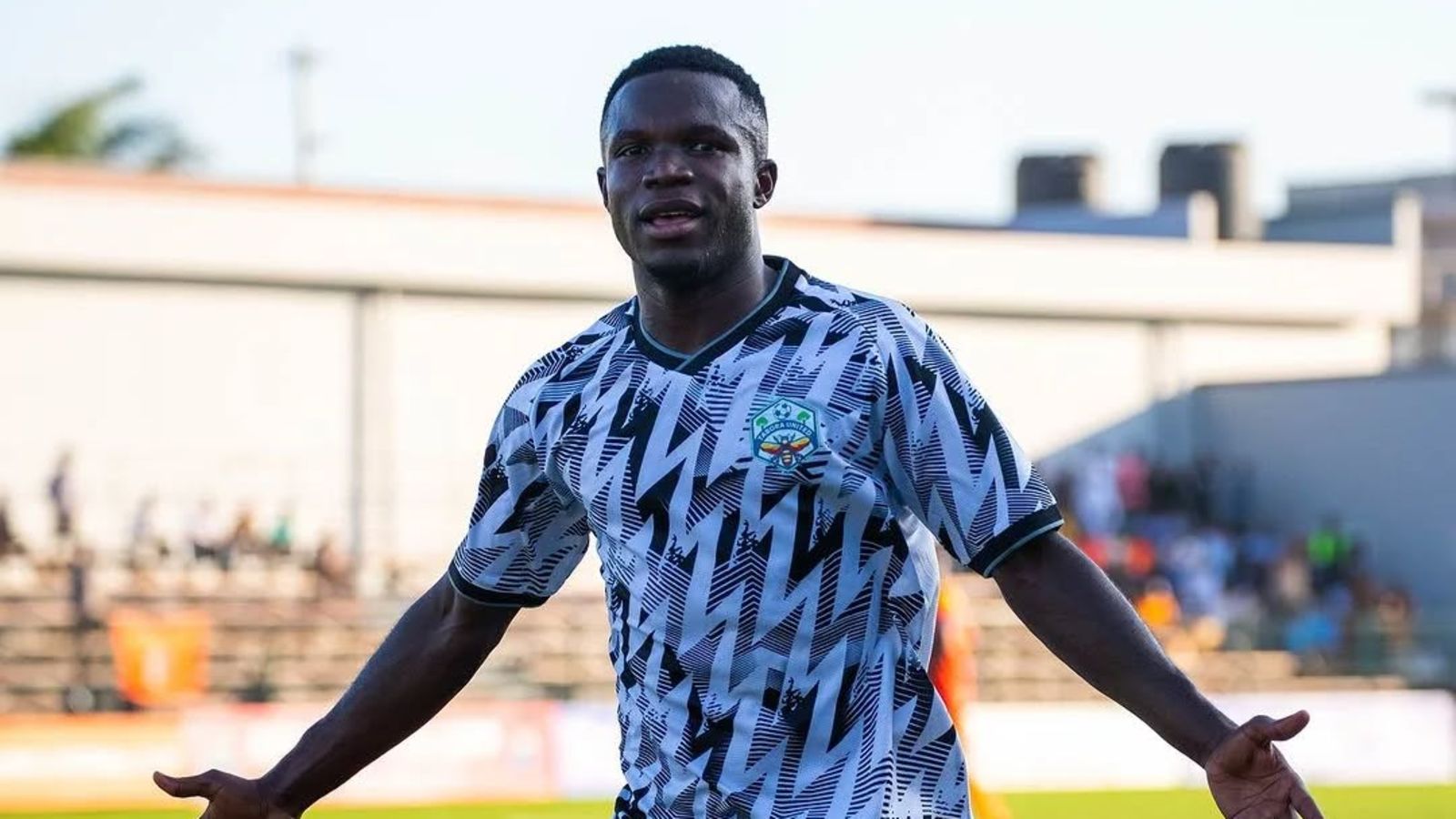 Yanga Wamtupia Jicho Offen Chikola wa Tabora United - Global Publishers