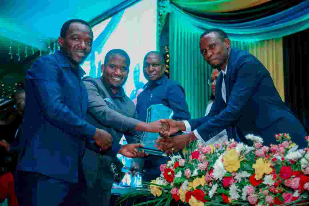 Benki Ya Absa Tanzania Yang’ara Tuzo Za NBAA  - Global Publishers