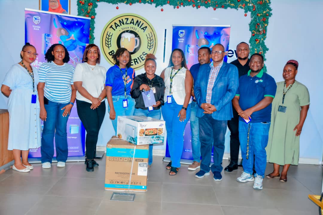 Masta Wa Miamala  Ya Stanbic Yatoa Zawadi Za Msimu Wa Sikukuu - Global Publishers