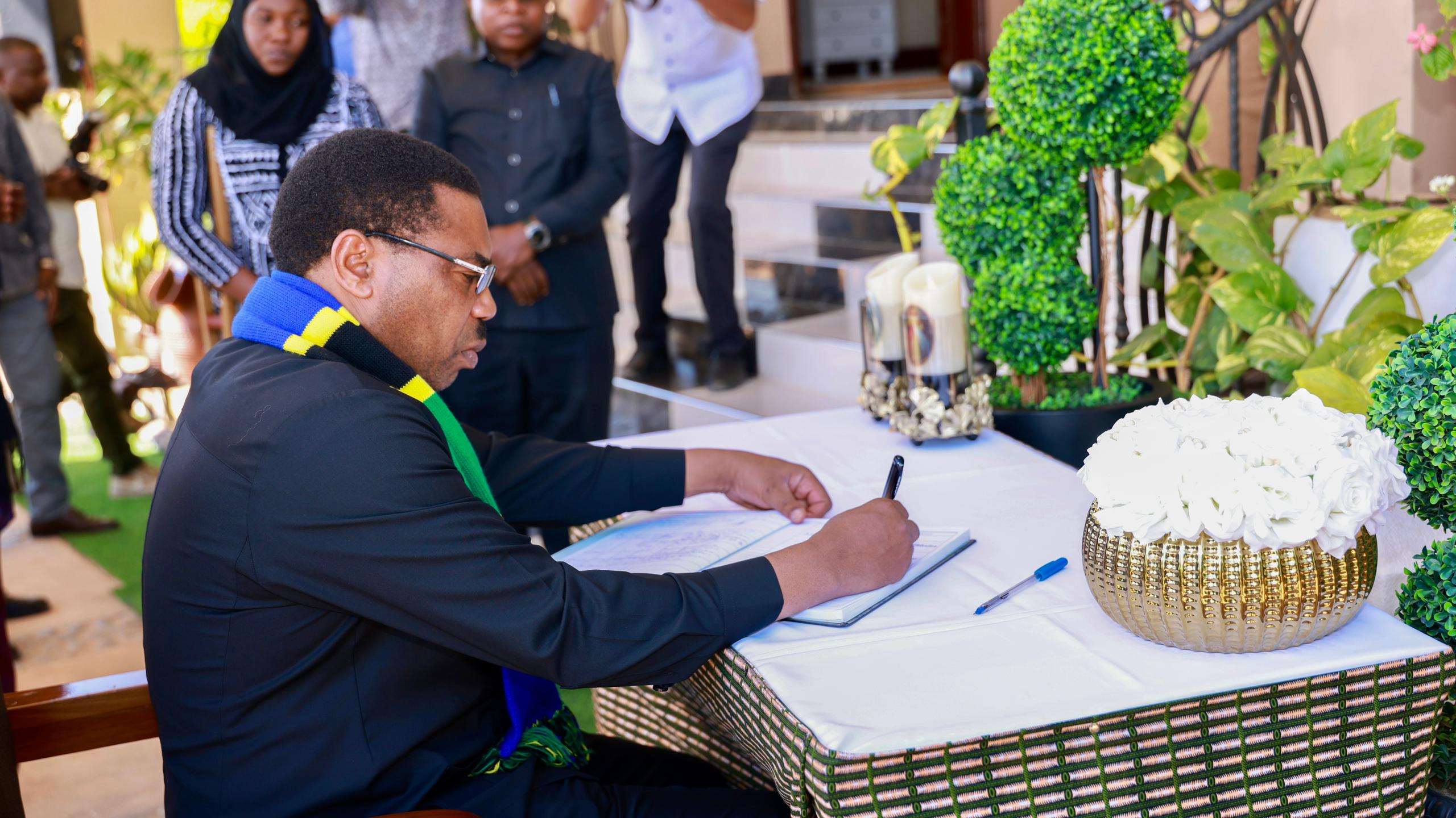 Waziri Mkuu Mwigulu Aomboleza Kifo cha Mbunge Jenista Mhagama