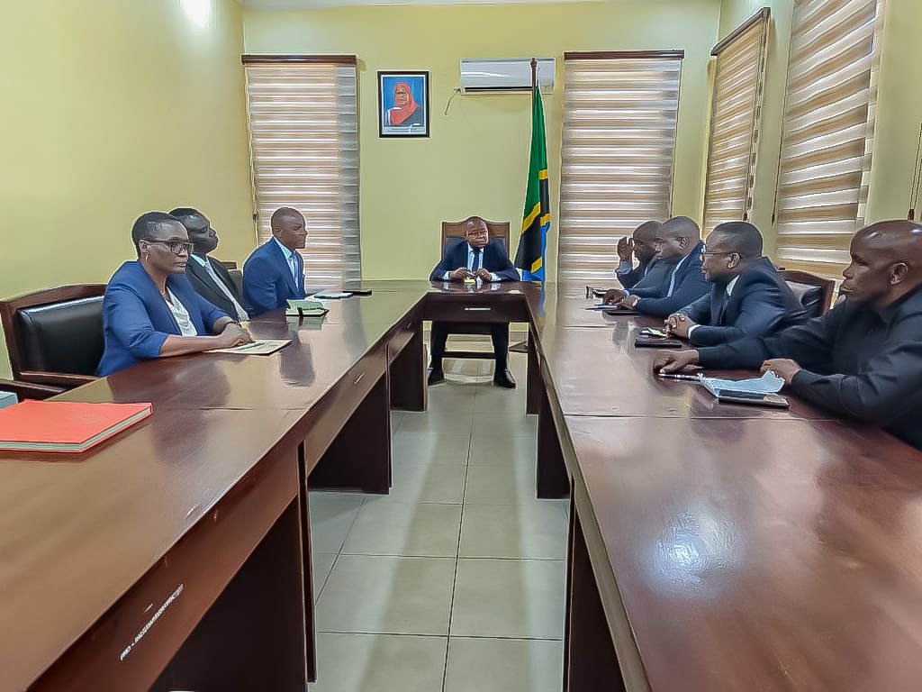 Prof. Shemdoe Akutana na Wakuu Wapya Mikoa ya Kagera na Mtwara - Global Publishers