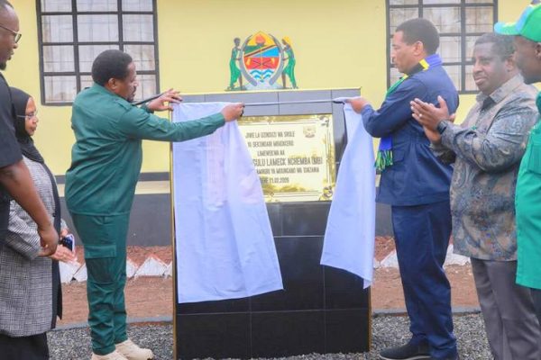 Dkt. Mwigulu Azindua Shule Mpya Ya Sekondari Ya Mbatakero