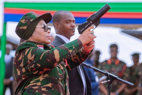Dkt. Samia Afyatua Bastola Kuzindua Makao Makuu ya Ulinzi wa Taifa, Kikombo Dodoma – Video