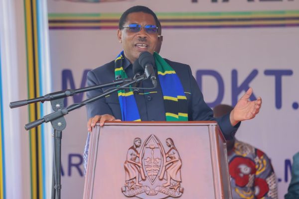 Waziri Mkuu Atoa Onyo Kali kwa Wanaouza Mbegu Duni kwa Wakulima