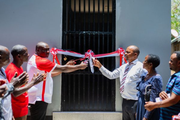 Wanafunzi Wanufaika na Mradi wa Vyoo vya Kisasa Simiyu na Mara