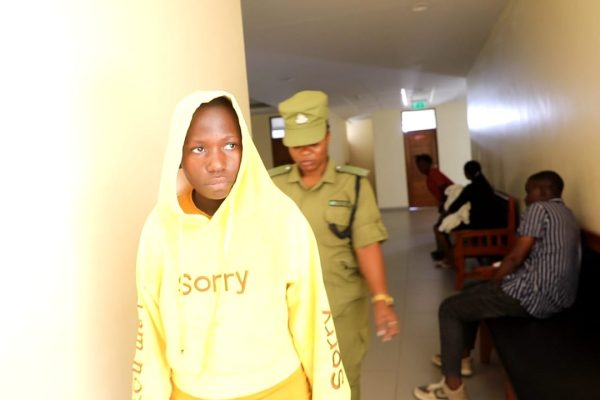 Video: ‘House Girl’ Afikishwa Mahakamani Kwa Tuhuma Za Kujaribu Kuua Kichanga