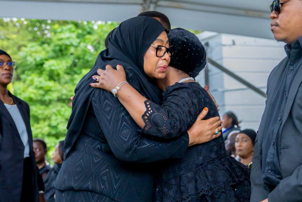 Picha+Video: Rais Samia Alivyoongoza Kuuaga Mwili wa Lukuvi