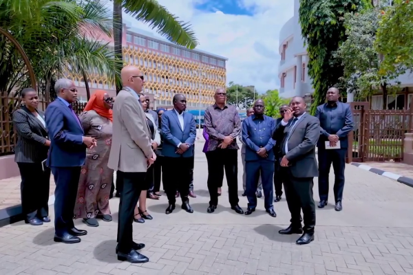 Spika Zungu Akagua Ukumbi wa Bunge Kabla ya Mkutano wa Bajeti 2026/27 – (Picha + Video)