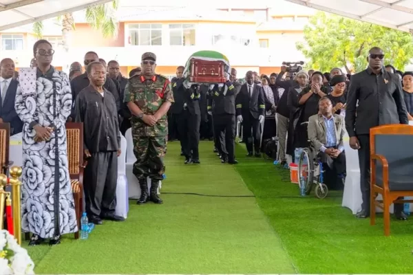 Viongozi, Wananchi Wajitokeza Kuaga Mwili wa Lukuvi Viwanja vya Bunge Dodoma (Picha +Video)