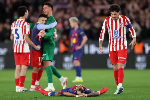 Barcelona Yatolewa Copa del Rey, Atletico Madrid Yatinga Fainali