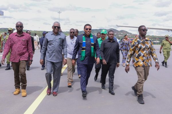 Waziri Mkuu Akagua Ukarabati Wa Uwanja Wa Ndege Wa Sumbawanga